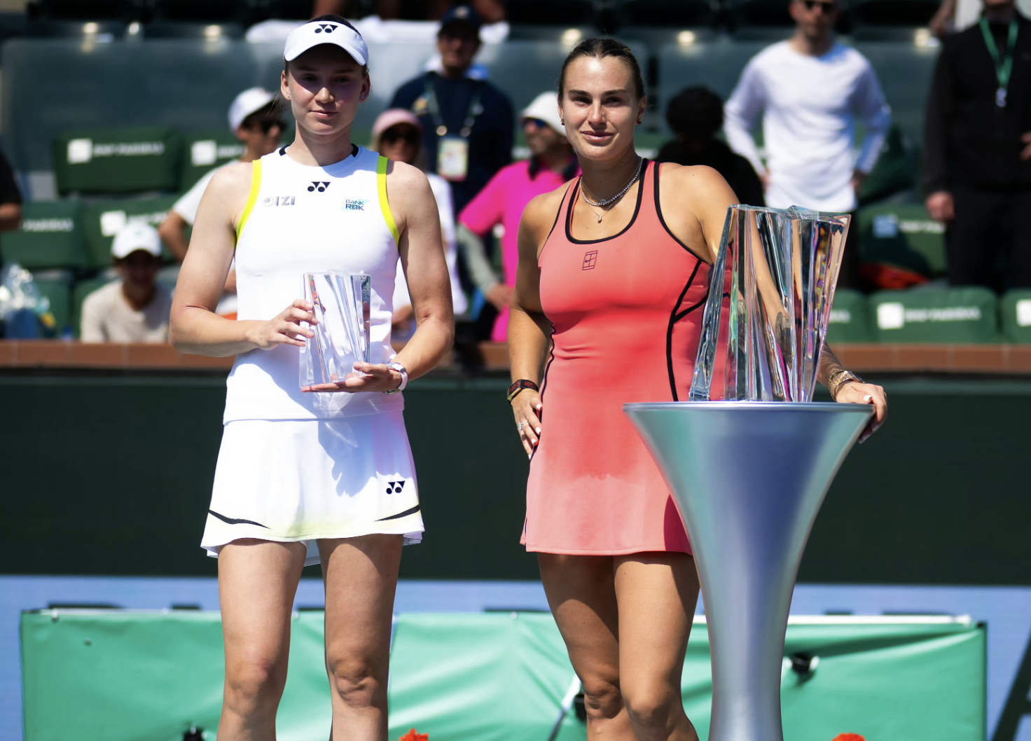 天博体育赛事-将世界第1打到摔球拍！26岁美女连赢12次TOP10遭终结 曾遭咸猪手